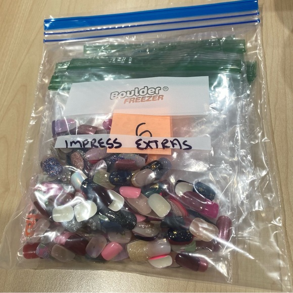 Press-on Nails Impress Leftovers Accent Nails - Picture 13 of 13